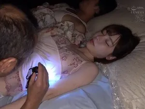 Yêu cầu khốn nạn của thầy giáo để xét học bổng cho em học trò nghèo